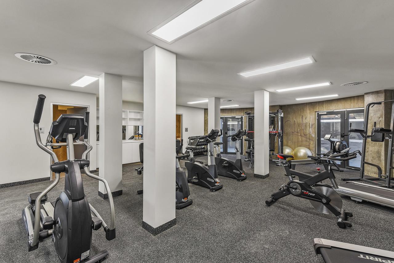 เป็ปเปอร์ส ไซโล ลอนเชสตัน Hotel ภายนอก รูปภาพ The gym at the hotel
